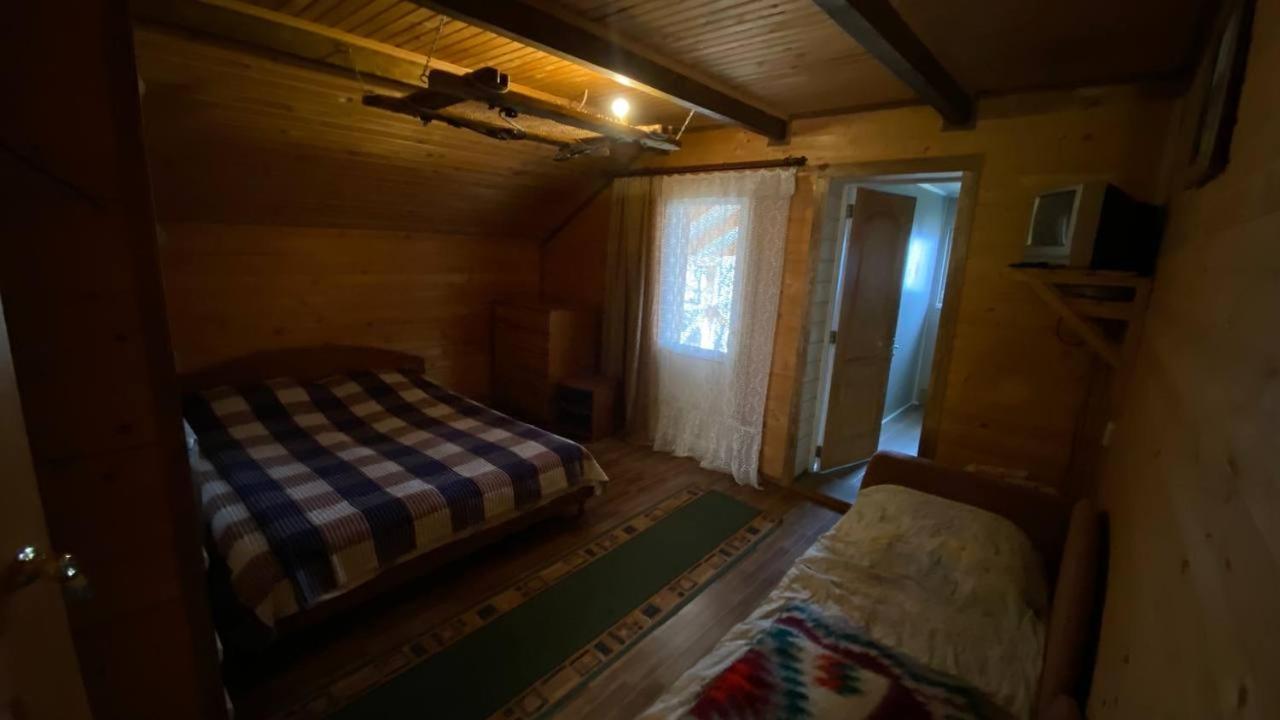 Gostynna Hata Hotel Mykulychyn Bagian luar foto